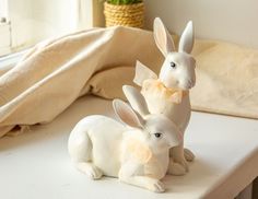 Декоративная фигурка ЗАЙКИ-ПРЕЛЕСТНИЦЫ, полистоун, 21 см, Goodwill