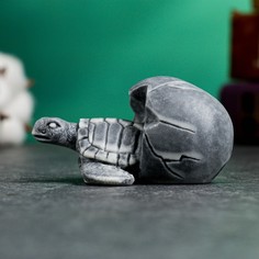 Фигура Сувениры из мраморной крошки "Рождение черепашки" 3,8см