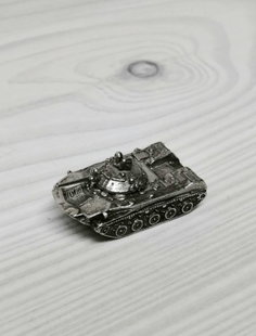 Фигурка Коллекция Танки. Бронетранспортер, латунь LY-390555 tank No Brand