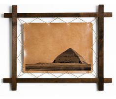 Картина BoomGift Ломаная пирамида, гравировка на натуральной коже