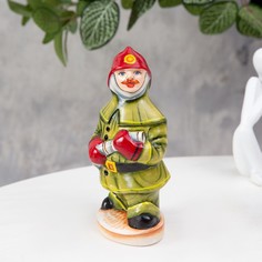 Сувенир Пожарный, майолика, 16 см No Brand