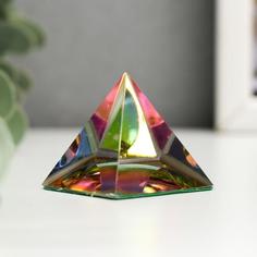 Сувенир стекло "Пирамида голография" 4х4х4 см No Brand