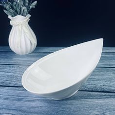 Салатник овальный Lenardi Bianco 28см, фарфор