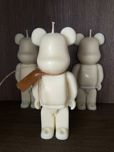 Свеча фигурная BearBrick No Brand