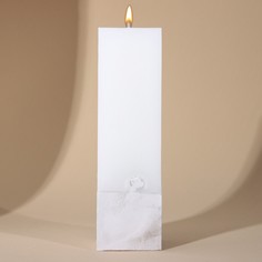 Свеча интерьерная белая с бетоном, 5 х 5 х17 см No Brand