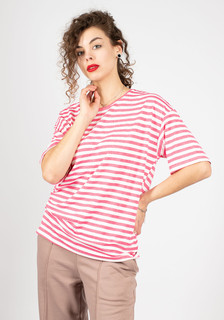 Футболка D Studio