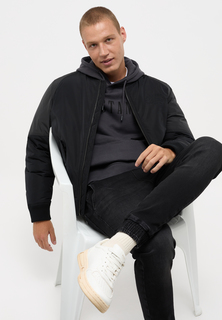 Бомбер мужской MUSTANG 1014470-4142 черный 2XL