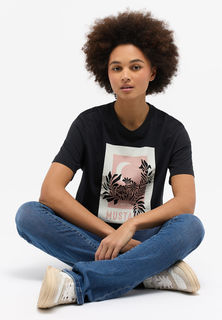 Футболка женская Mustang 1014487-4137 черная XS