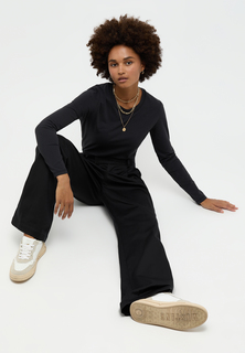 Брюки женские Mustang 1014575-4137 черные 32/32