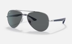 Солнцезащитные очки унисекс Ray-Ban RB3675 серые