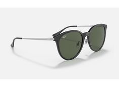 Солнцезащитные очки унисекс Ray-Ban RB4334D зеленые