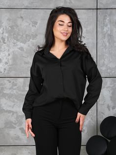 Блуза женская пудра черная 46 RU No Brand