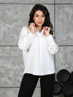 Блуза женская пудра белая 44 RU No Brand