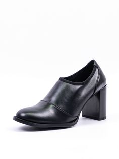 Туфли женские MADELLA SMX-MXW09-0301-ST черные 38 RU