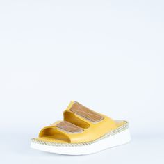 Сабо женские Sandm 218-602 желтые 38 RU