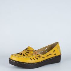 Туфли женские Sandm 611-3086-1-20 желтые 42 RU