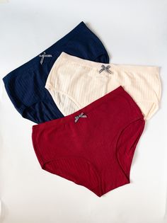 Комплект трусов женских PureBliss WhyNot6 бежевый; синий; красный 4XL, 3 шт.