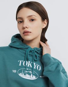 Худи женское Gloria Jeans GAC022229 зеленое L (48-50)
