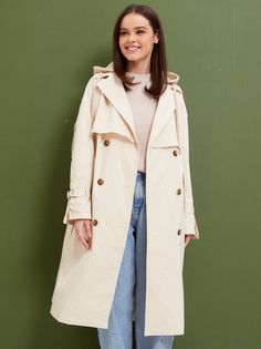 Плащ женский LAWINTER 81438 белый 48-50 RU