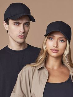 Бейсболка унисекс однотонная черная, one size No Brand