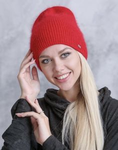 Шапка бини женская Buy me 100 красная, р.50-58