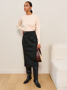 Юбка женская Viaville UB123W черная 48 RU