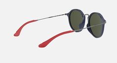 Солнцезащитные очки унисекс Ray-Ban RB2447MF синие/красные