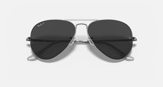 Солнцезащитные очки унисекс Ray-Ban RB3689 черные/серые