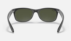 Солнцезащитные очки унисекс Ray-Ban RB2132 черные