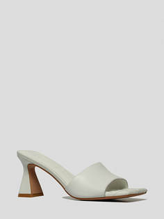 Шлепанцы женские Vitacci 1852122 белые 39 RU