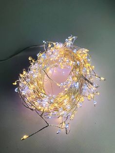 Световая гирлянда новогодняя LED Нить с бахромой 15323 12 м белый теплый