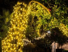 Гирлянды на дерево 30 м, 300 желтых LED ламп, черный ПВХ, IP44, BEAUTY LED Laitcom
