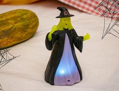 Новогодняя фигурка Koopman International Хеллоу-уитч mor23n--S34090580-2 14 см