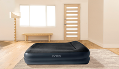 Кровать надувная Intex Pillow Rest Raised 152 х 203 х 42 см насос 220В