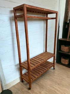Напольная вешалка для одежды Мокко, из массива хвои, 170х108х35 см No Brand