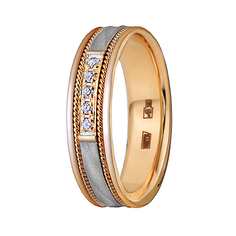 Кольцо из комбинированного золота с бриллиантом р. 18,5 Юверос 1000382-К