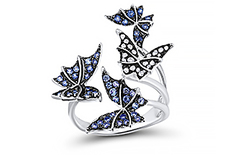 Кольцо из серебра р. 18,5 VALTERA 105922, сапфир искусственный\фианит