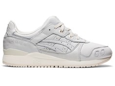 Кроссовки мужские Asics 1201A295-021 серые 35 RU