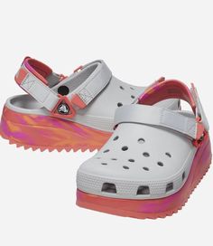 Сабо унисекс Crocs CR206772 белые, мультицвет-ATM, US 6