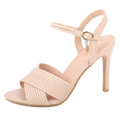Босоножки женские T.Taccardi 228290 бежевые 38 RU