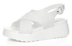 Босоножки женские T.Taccardi 229409 белые 39 RU