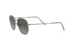 Солнцезащитные очки мужские Ray-Ban ORB3548N серые