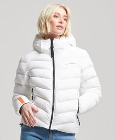 Куртка женская Superdry W5011594A белая 10 UK