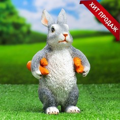 Садовая фигура Хорошие сувениры Зайка несет морковь 5155104 9х13х22см