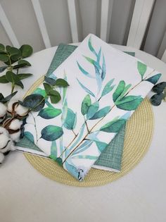 Набор пеленок непромокаемых Эвкалипт + зелёный 2шт 70*100см No Brand