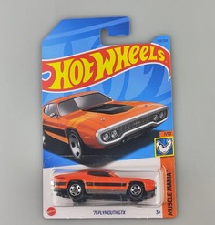 Машинка базовой коллекции Hot Wheels `71 PLYMOUTH GTX 5785/HKJ56