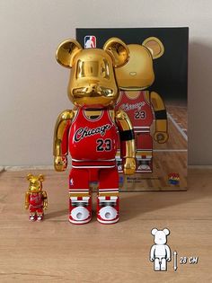 Фигурка Bearbrick Michael Jordan 28 см + 7 см No Brand