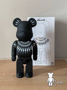 Фигурка Bearbrick Black Lightning 28 см No Brand