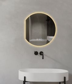 Зеркало для ванной с часами Eclipse 60x50 круглое с левым срезом с тёплой LED-подсветкой No Brand