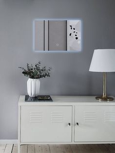 Зеркало для ванной Qwerty 40*60 горизонтальное с холодной LED-подсветкой No Brand